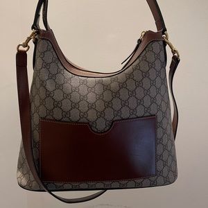 GUCCI GG SUPREME LINEA A HOBO. Gucci shoulder and crossbody bag.